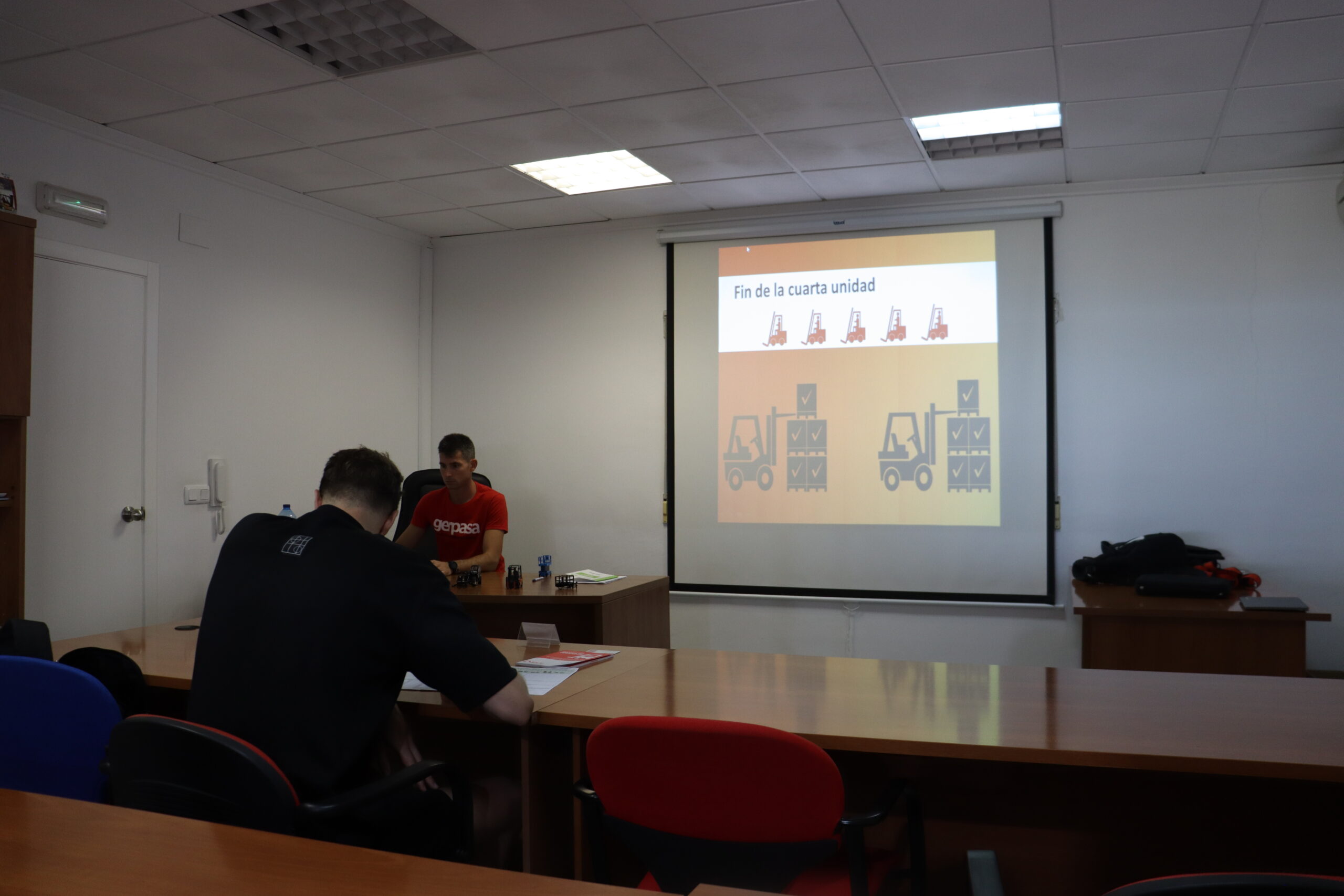 gerpasa-alquiler-plataformas-elevadoras-formacion-noticias-vuelta-al-cole-septiembre-formacion-todos-jueves-todos-viernes-plataformas-pemp-carretillas-carretillero-2