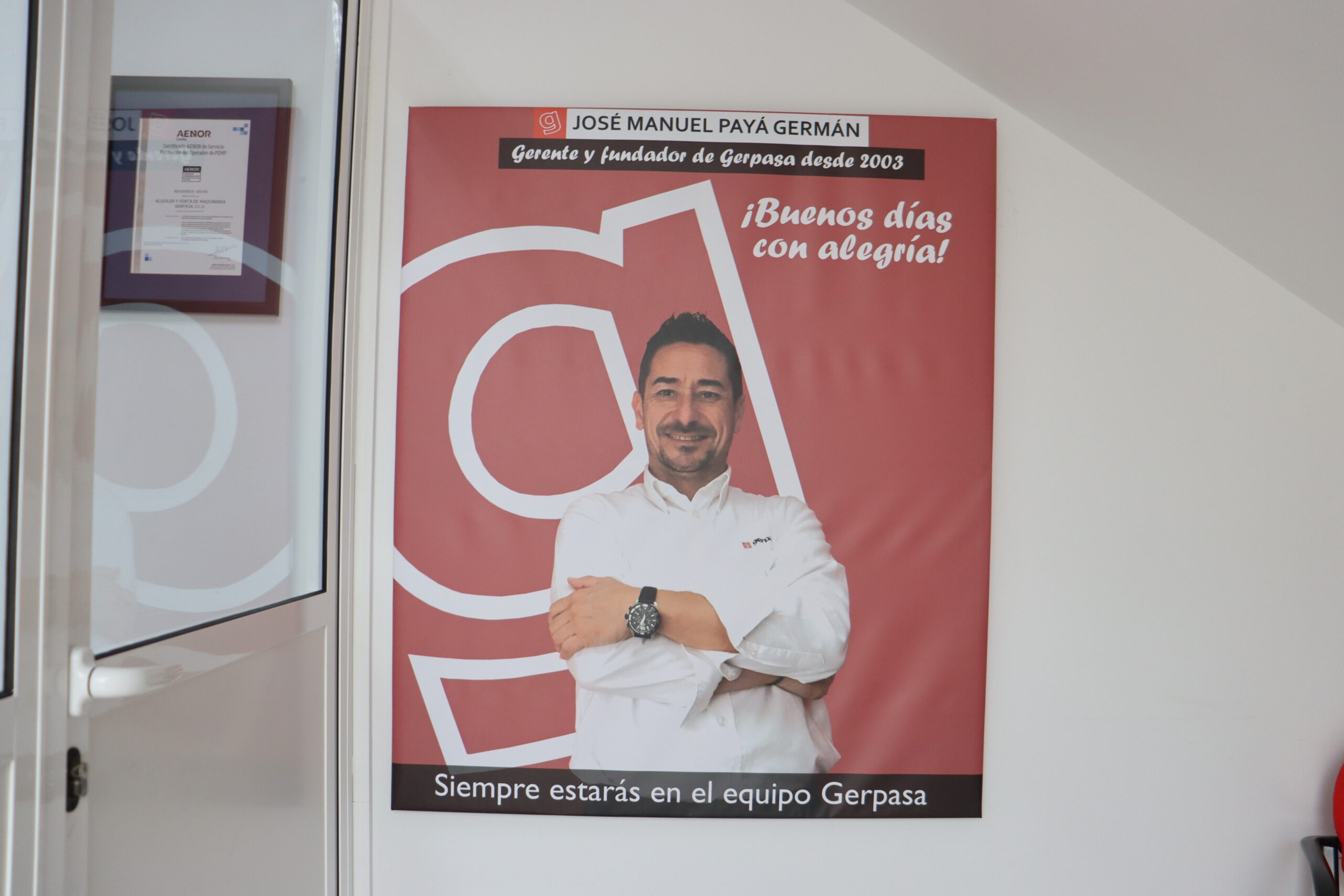 gerpasa-alquiler-plataformas-elevadoras-noticias-jose-siempre-nosotros-equipo-recepcion-lienzo-1