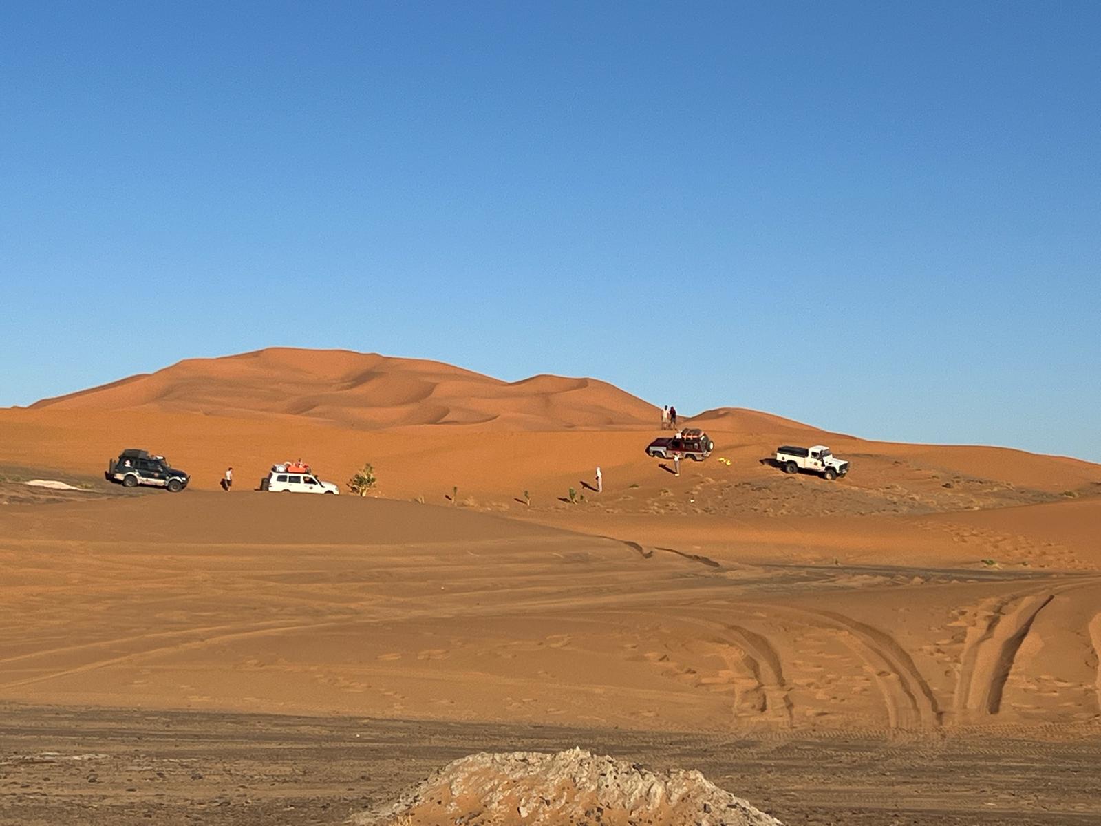 gerpasa-alquiler-plataformas-elevadoras-noticias-desierto-marruecos-morocco-desert-iniciativa-expedicion-solidaria-2