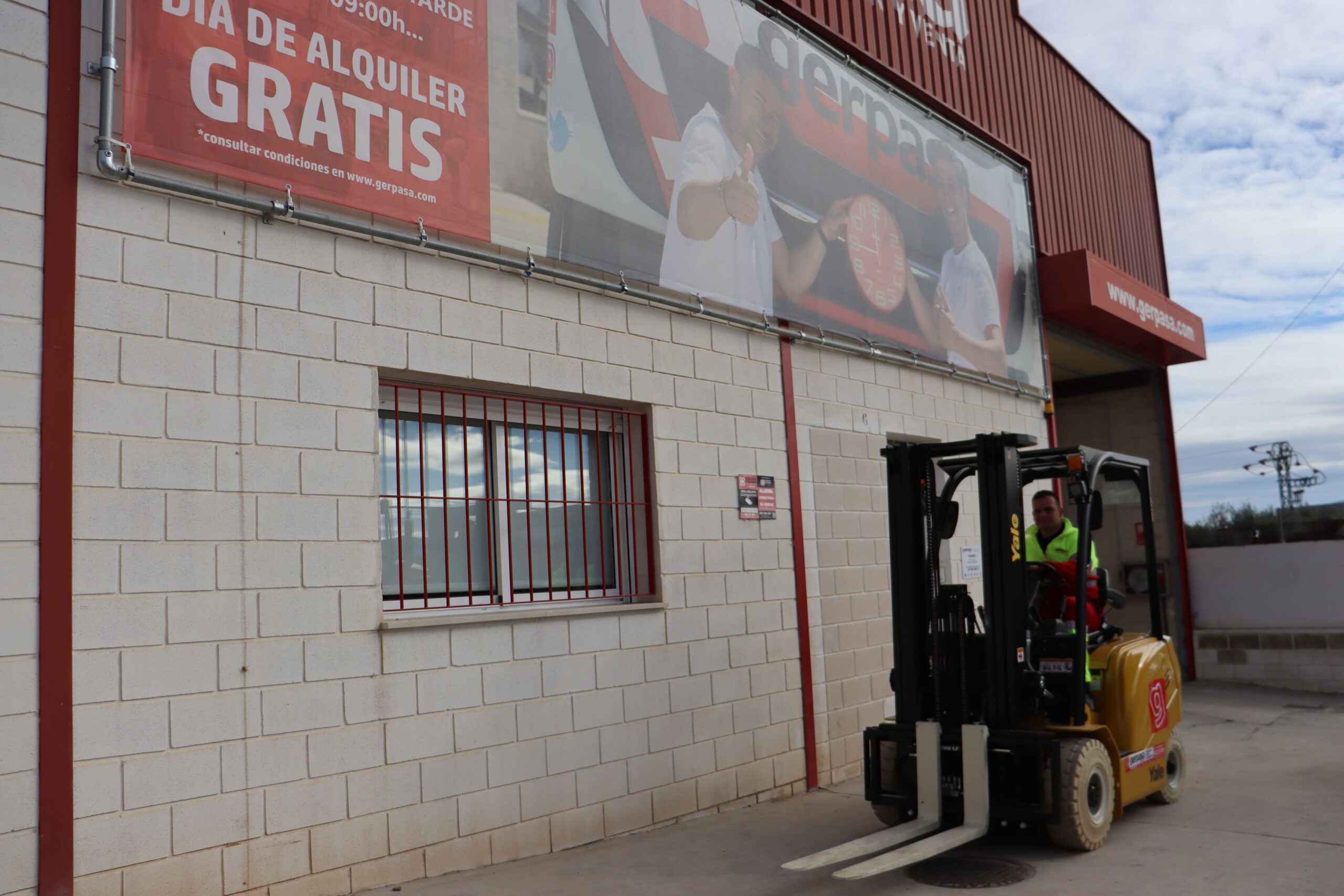 gerpasa-alquiler-plataformas-elevadoras-noticias-nueva-carretilla-yale-erp25ux-nuevo-chofer-antoni-incorporaciones-2026-2