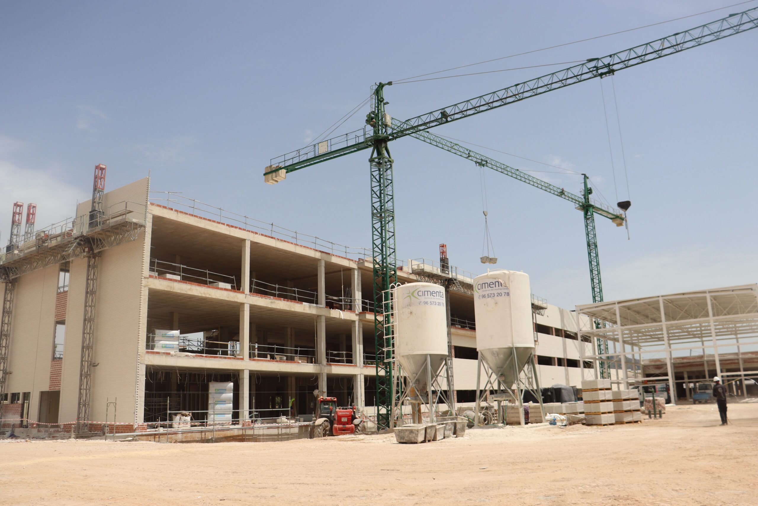 gerpasa-alquiler-plataformas-elevadoras-noticias-obras-nuevo-instituto-francesc-gil-canals-2