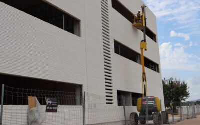 ¡Así avanzan las obras del IES Francesc Gil (Canals)!